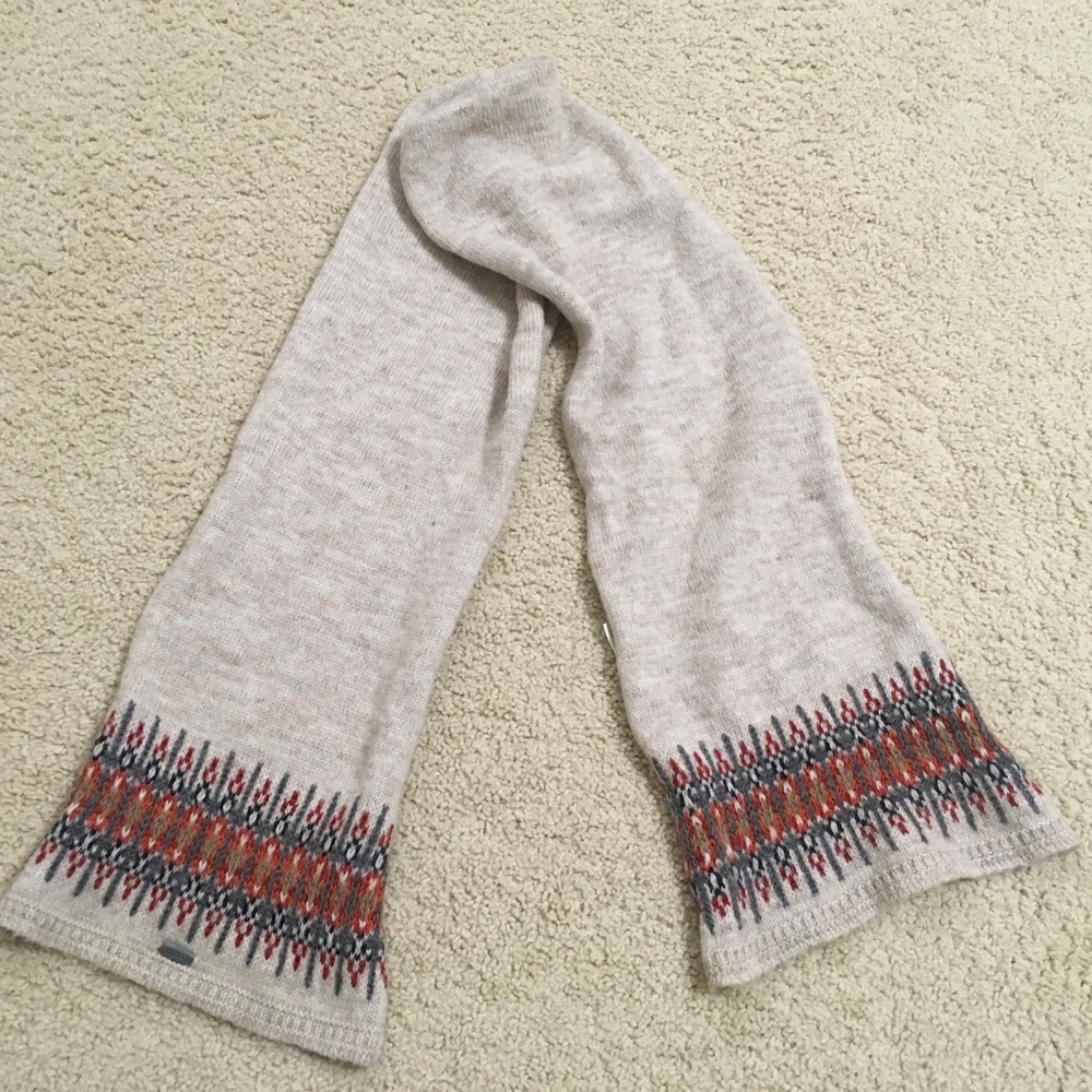 Giesswein scarf